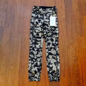 NWT Lululemon Invigorate HR 25" Tight